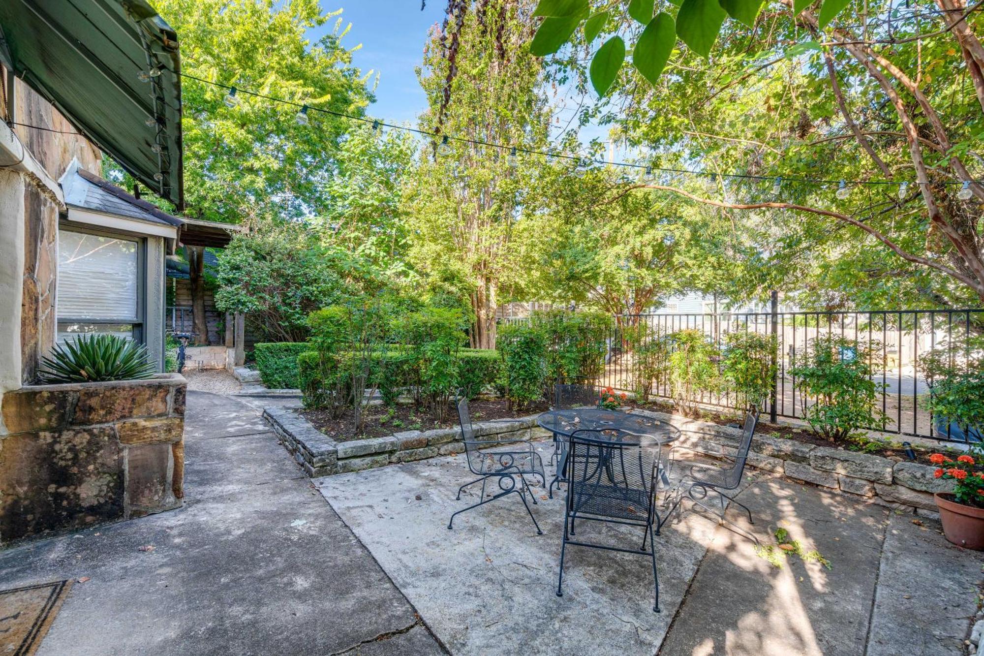 Pet-friendly About 4 Mi To Downtown! Apartment