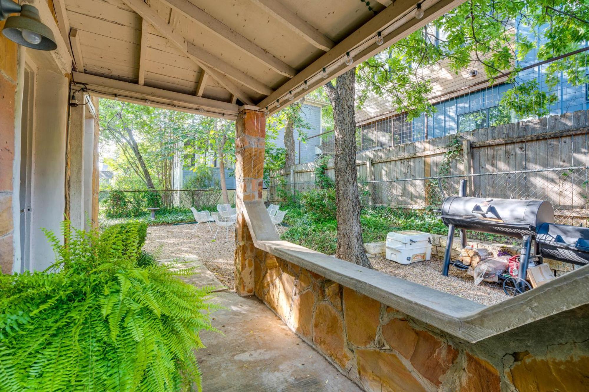 Apartment Pet-friendly About 4 Mi To Downtown! *