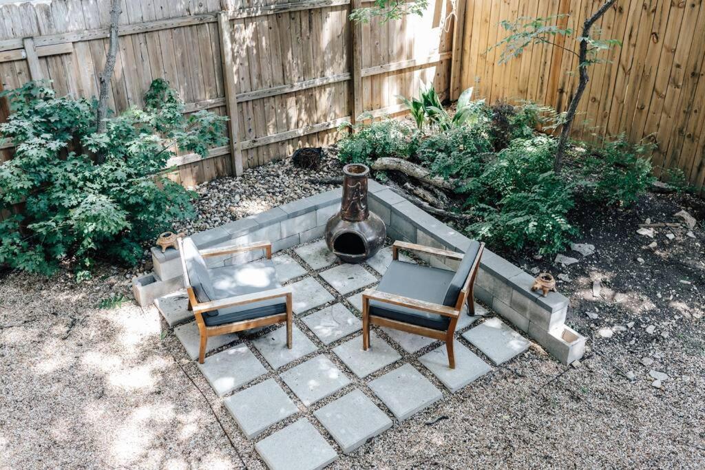 Holiday home Victorian Getaway- Close To Downtown & Airport, Sleeps 5
