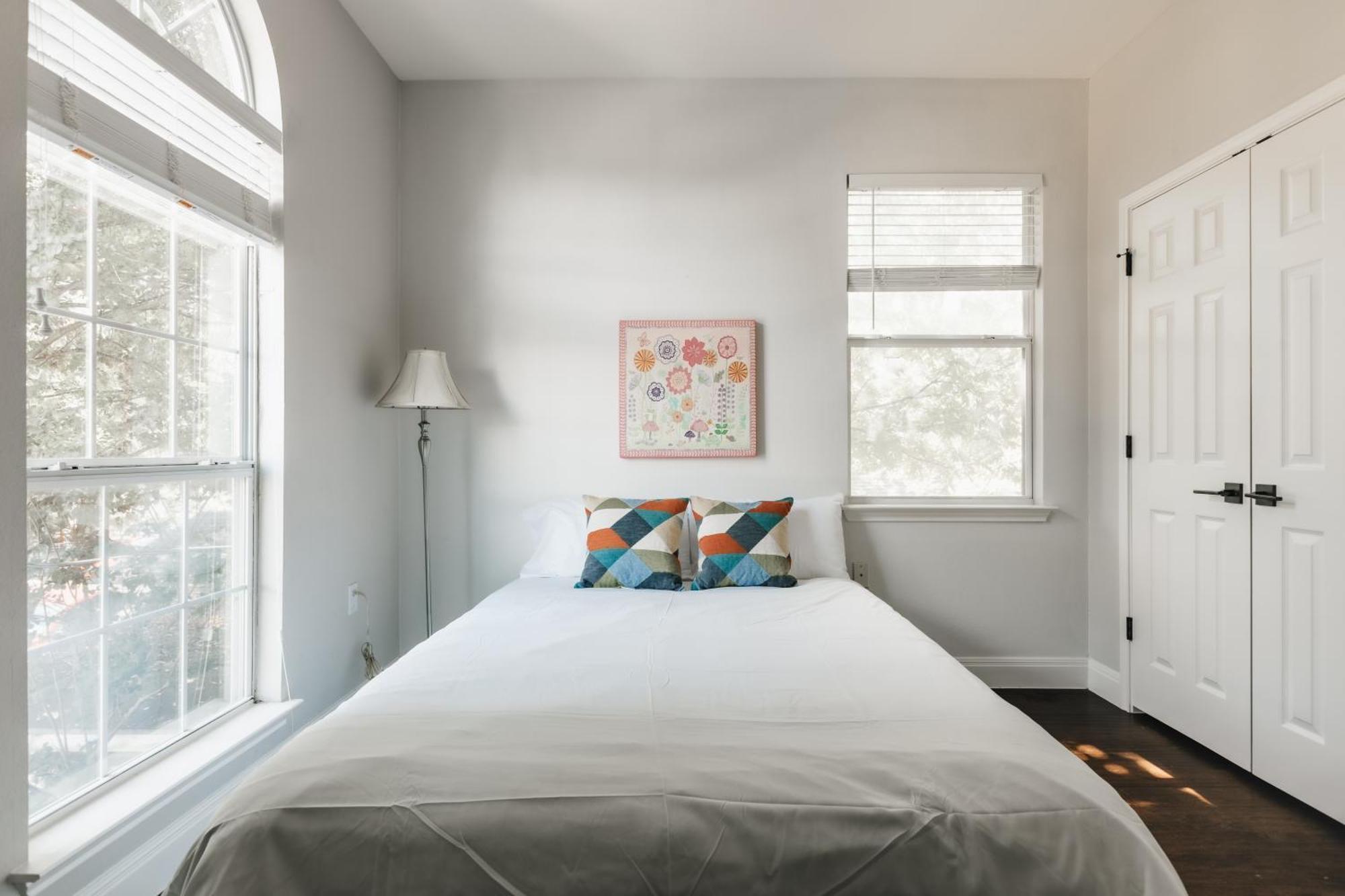 Stylish Downtown Escape, Walk To Brewery -Pool & Relaxation Austin