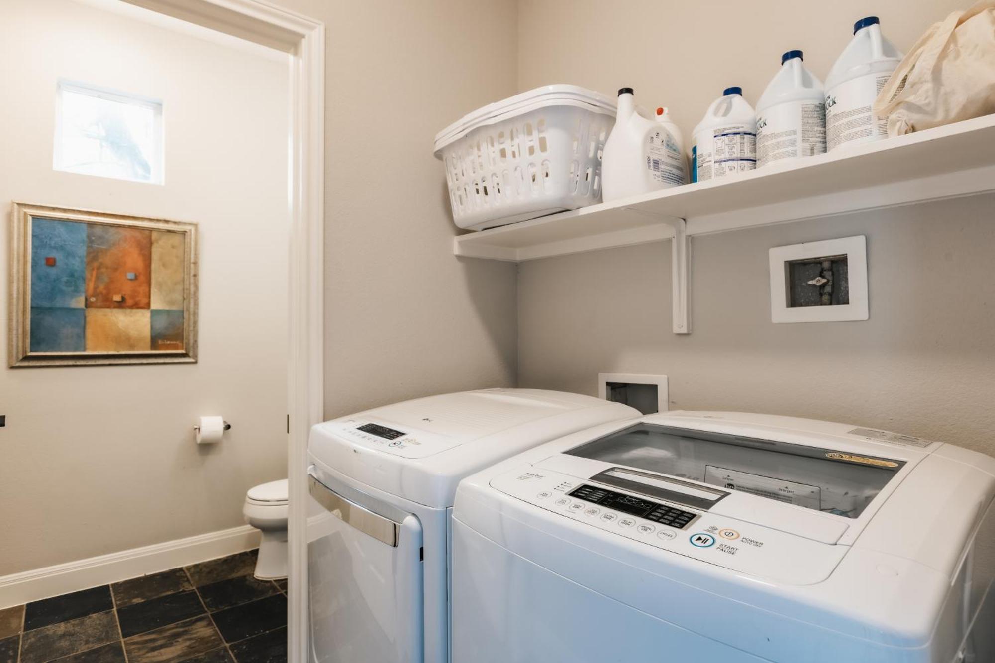 Holiday home Stylish Downtown Escape, Walk To Brewery -Pool & Relaxation