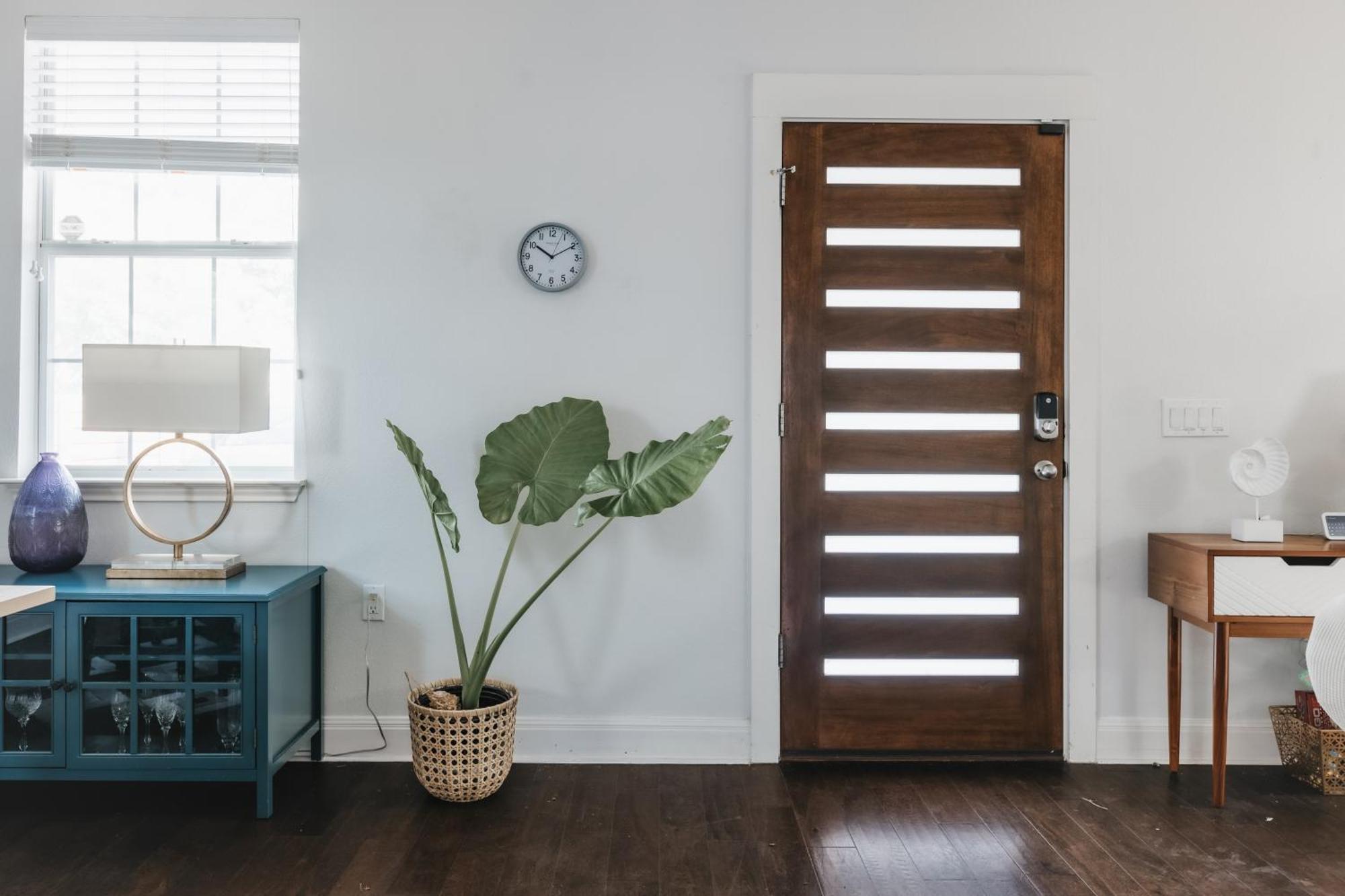 Stylish Downtown Escape, Walk To Brewery -Pool & Relaxation Holiday home Austin