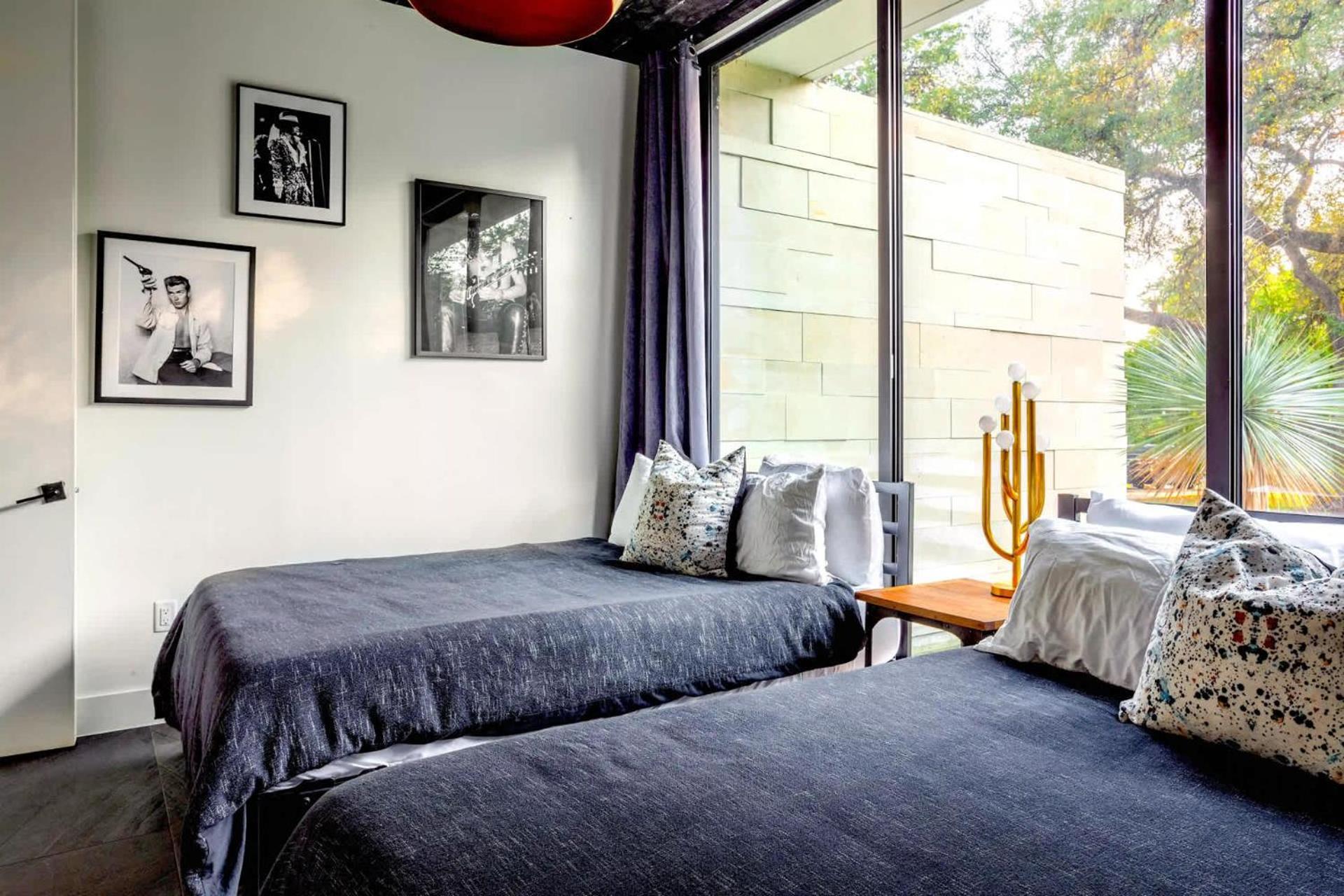 Holiday home Eastside Mansion With Pool - Rainey St - 7 Min Drive *