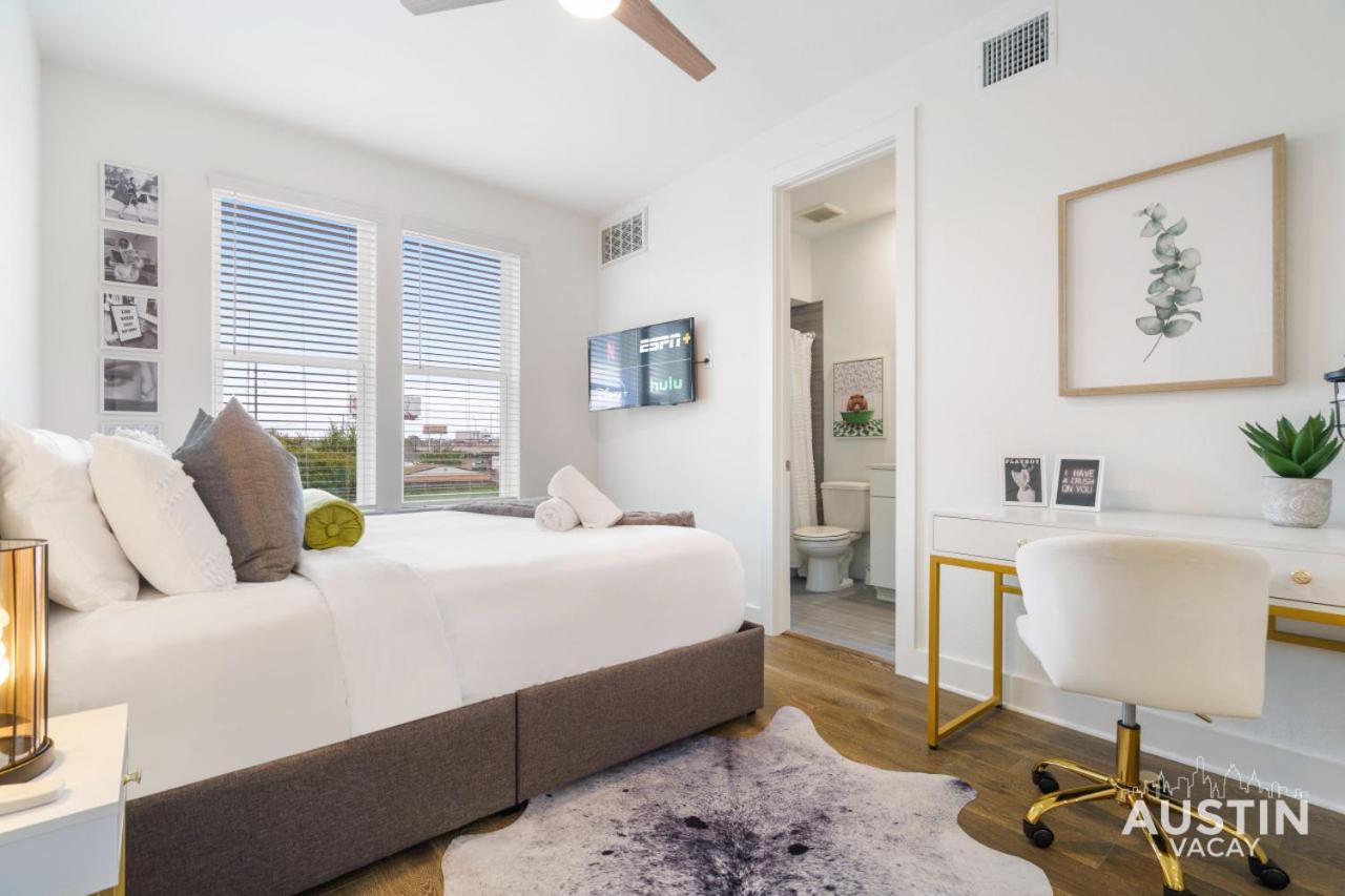 Urban Oasis 1 Mile From Ut Garage And Rooftop Holiday home Austin