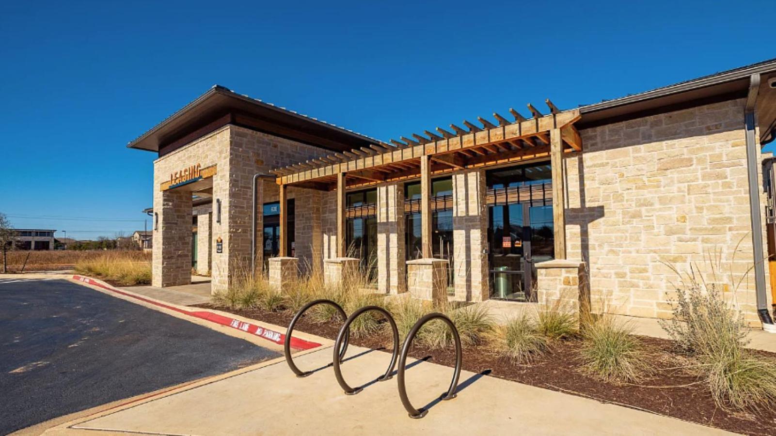 Landing At The Haywood - 1 Bedroom In Slaughter Creek Apartment Austin
