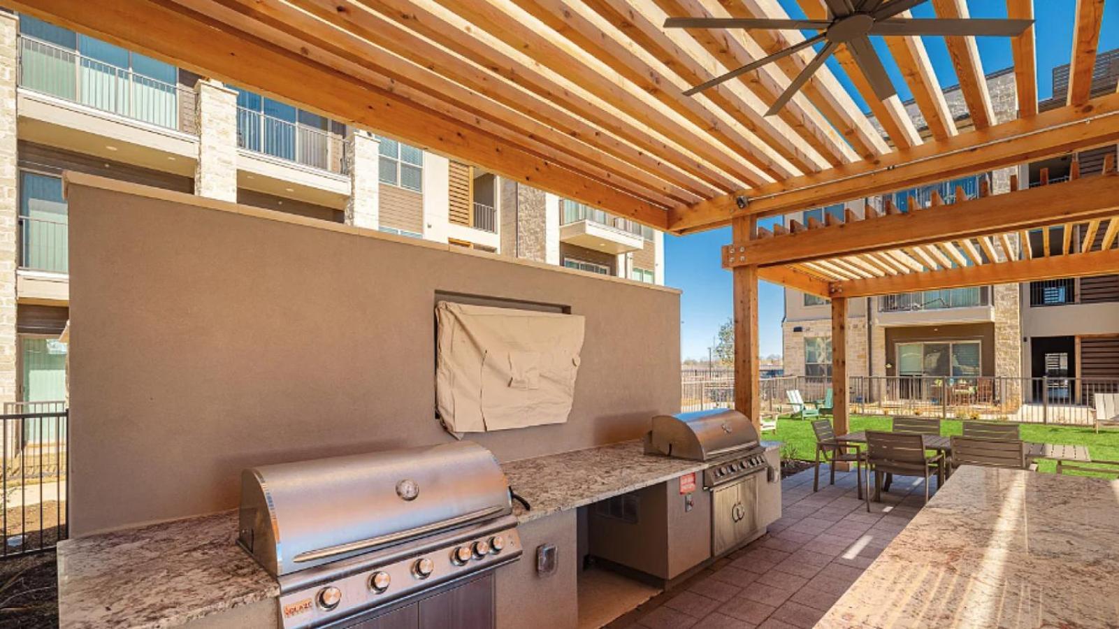 Landing At The Haywood - 2 Bedrooms In Slaughter Creek Apartment Austin