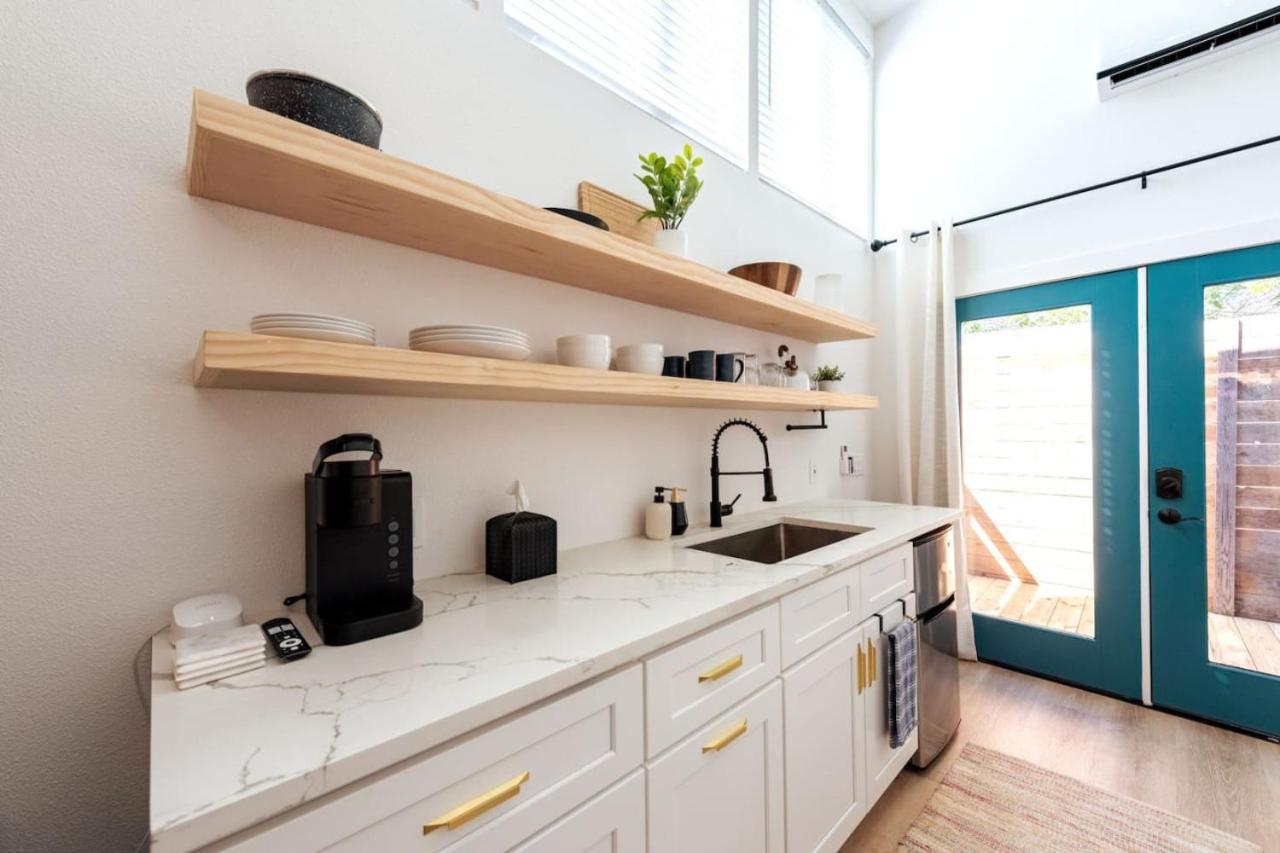 Cozy And Bright Mid-century Gem In Eastside Action