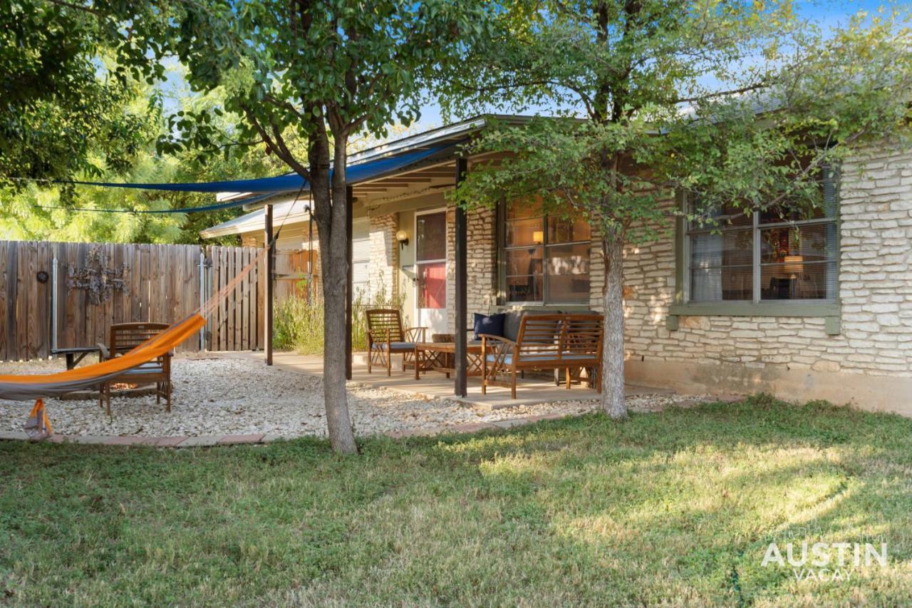 Holiday home Eclectic Atx Retreat With Backyard Oasis And Hammock Austin