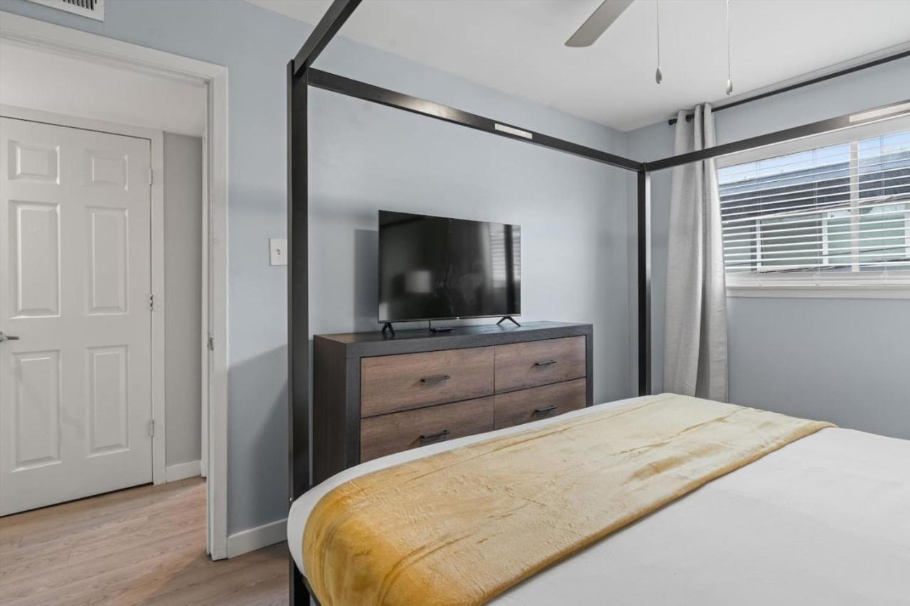 Apartment Mins 2 Dwntown - Private Retreat - Cove Austin