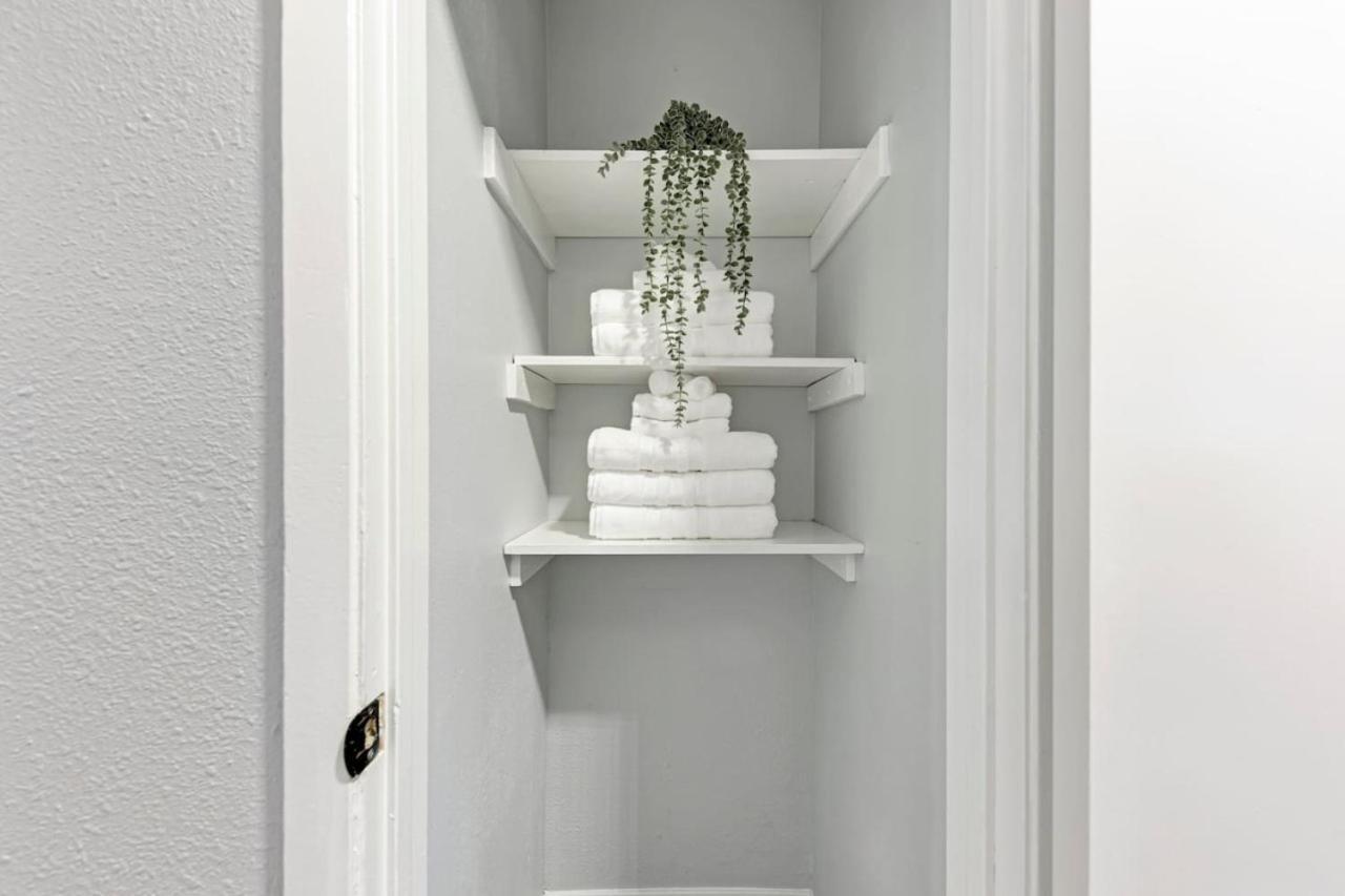 Cozy Modernized - Minutes To Downtown-aus Holiday home Austin
