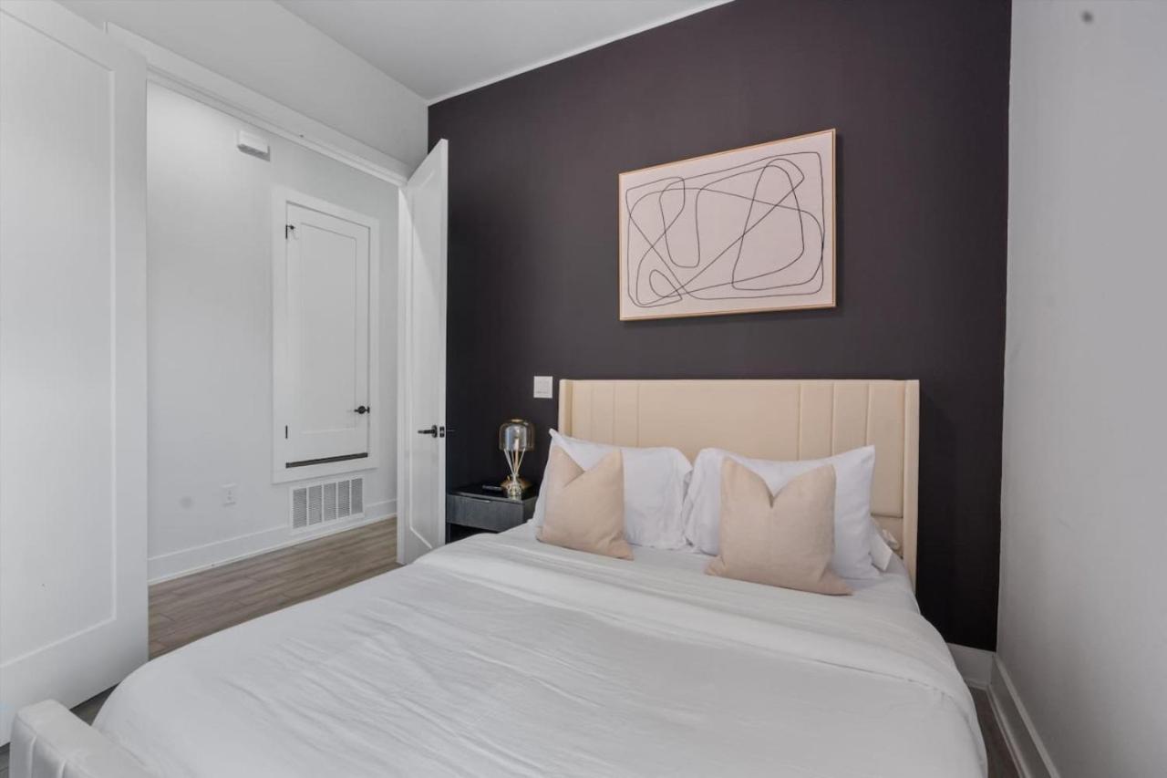 Luxurious - Downtown Access - Spacious *