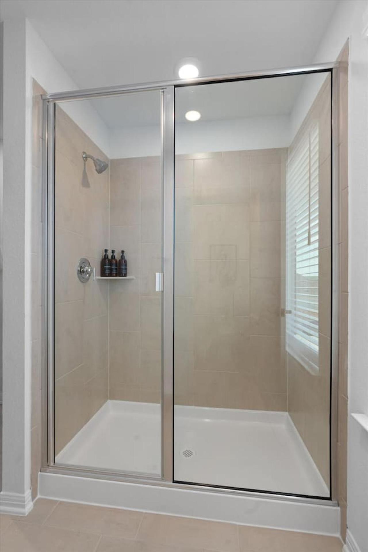 Lux Cozy L Se Near F1-cota-abia-tesla Holiday home *