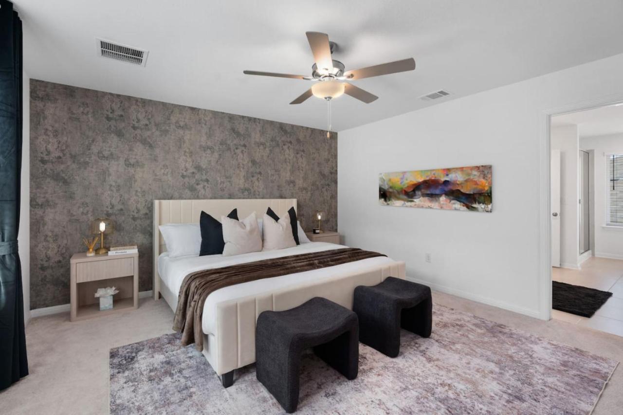 Lux Cozy L Se Near F1-cota-abia-tesla * Austin