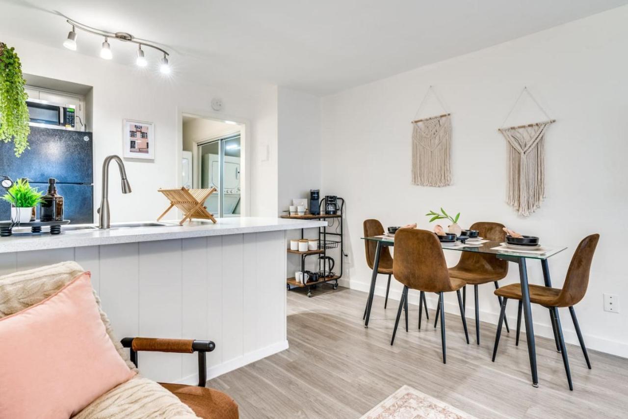 Stylish In Allandale 10 Mins To Downtown. Austin