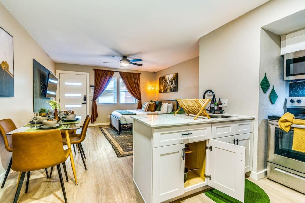 Apartment Exquisite Pet-friendly 10mins From Downtown *