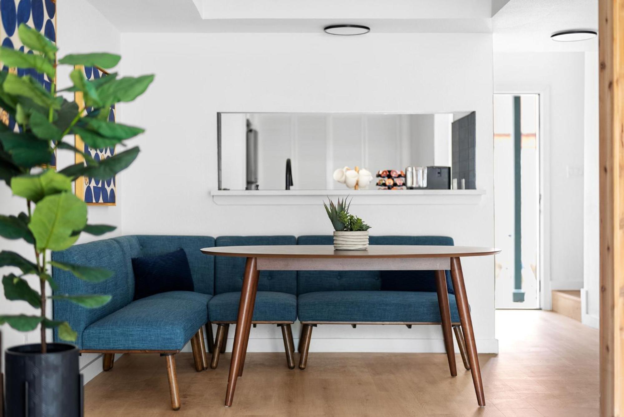 Apartment Work & Play - Soco, Downtown Austin