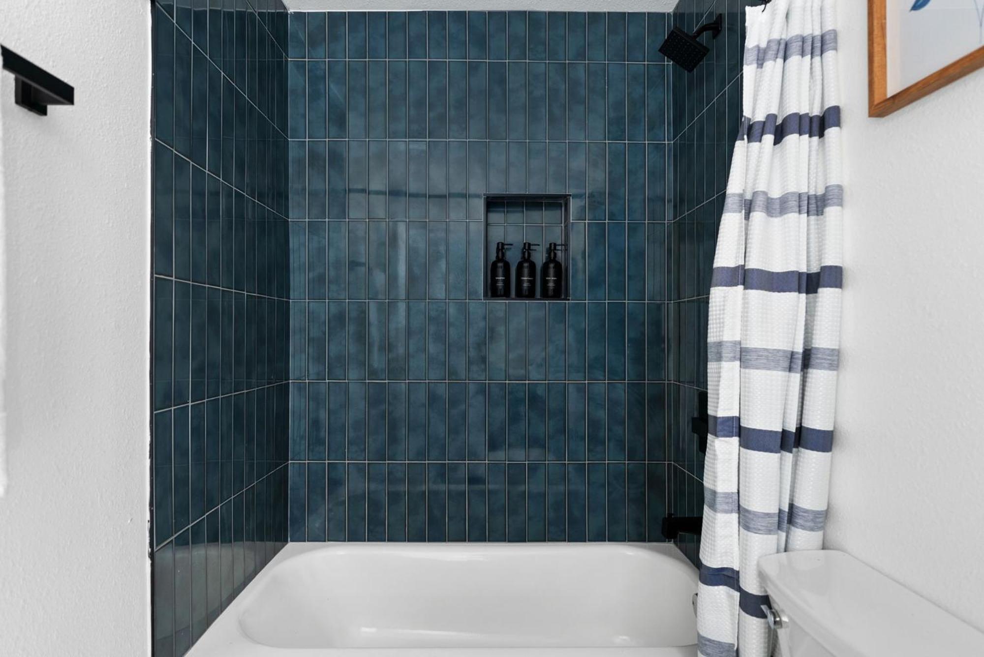 Apartment Work & Play - Soco, Downtown Austin