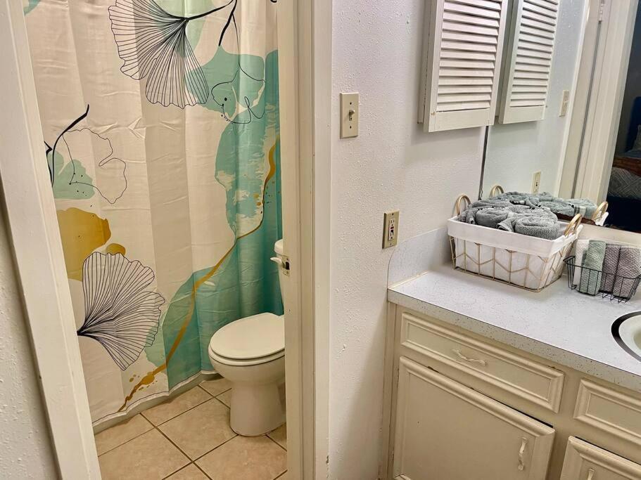 2br 2bath King House 5 Min To Dt! Apartment Austin
