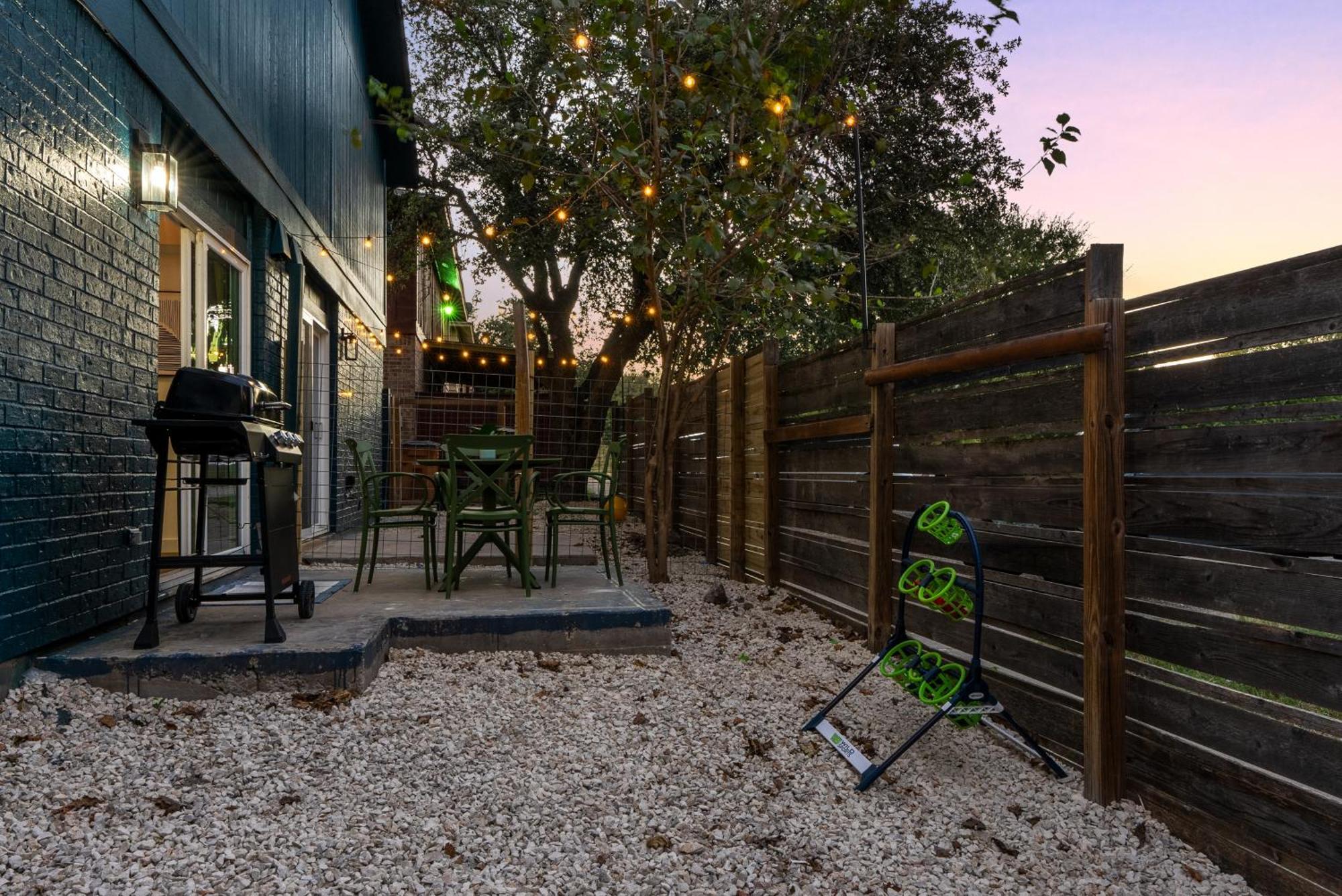 Modern 4br Perfect For Large Groups & Events Apartment *
