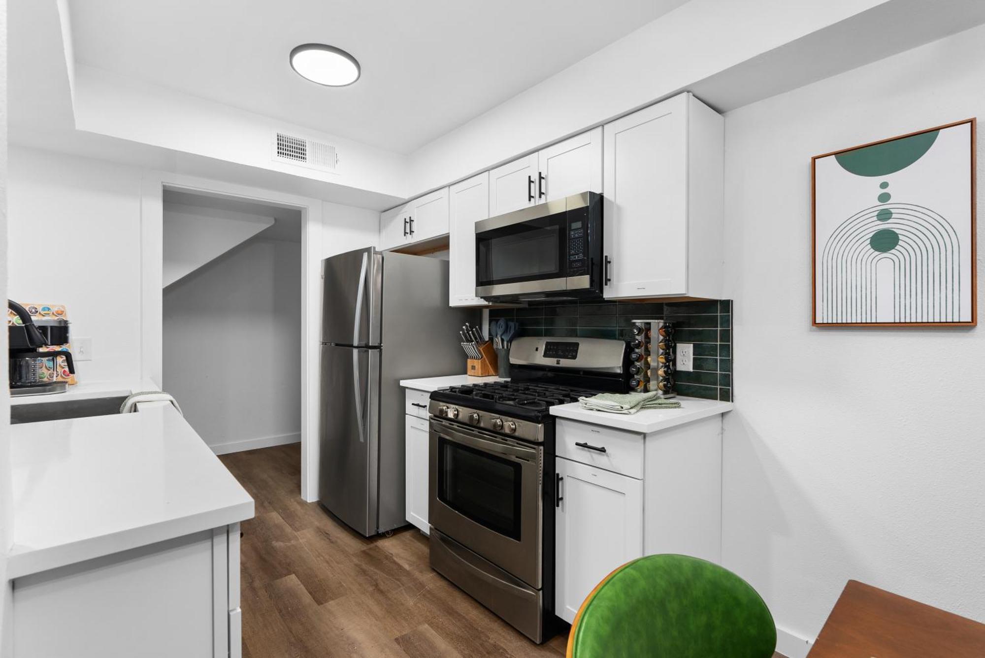 Apartment Modern 4br Perfect For Large Groups & Events