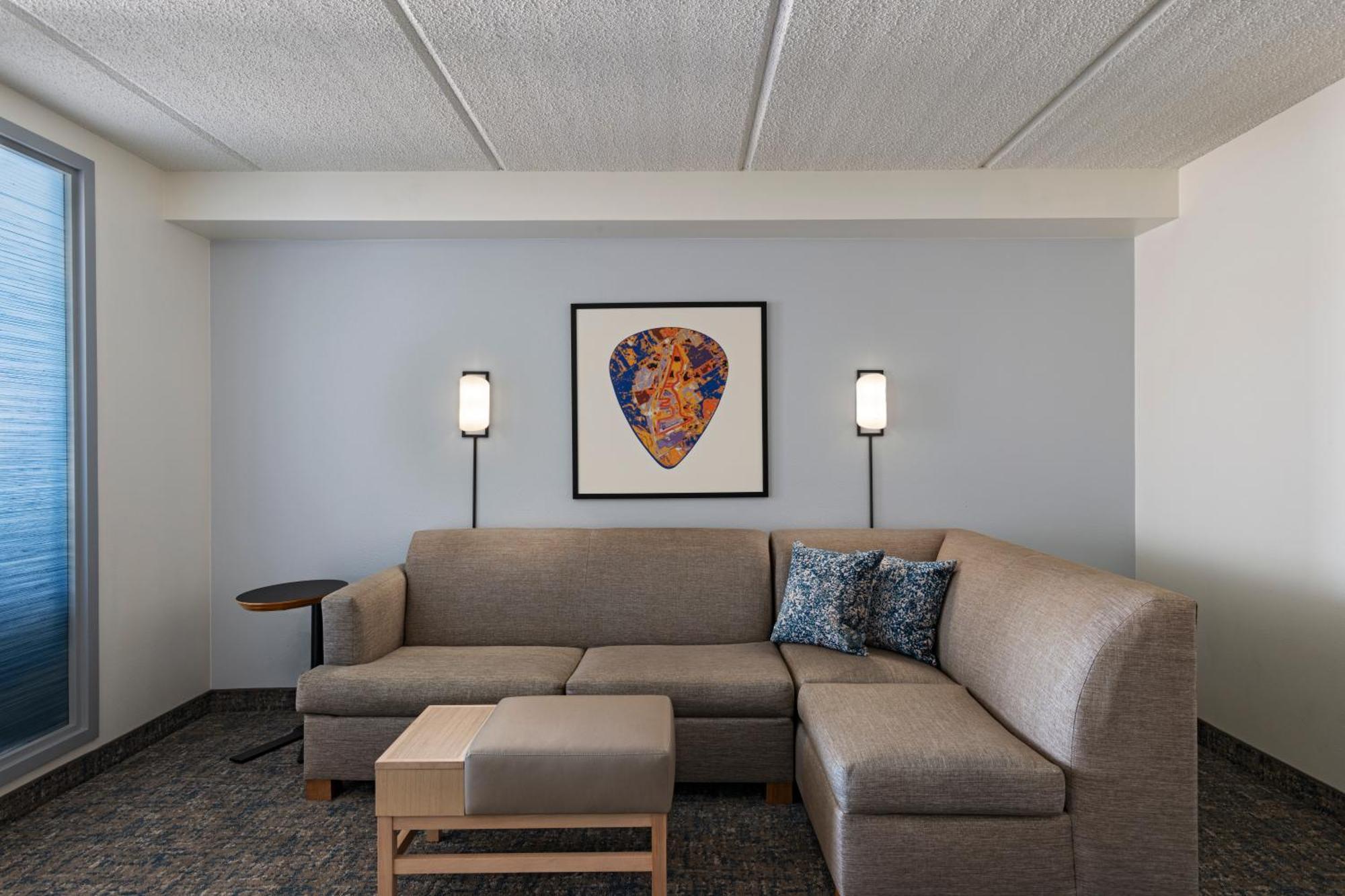 Hyatt Place Arboretum