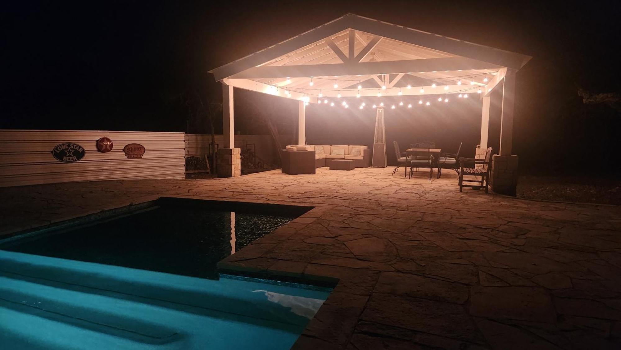 Huge Pool In Sw On 2 Acres Holiday home