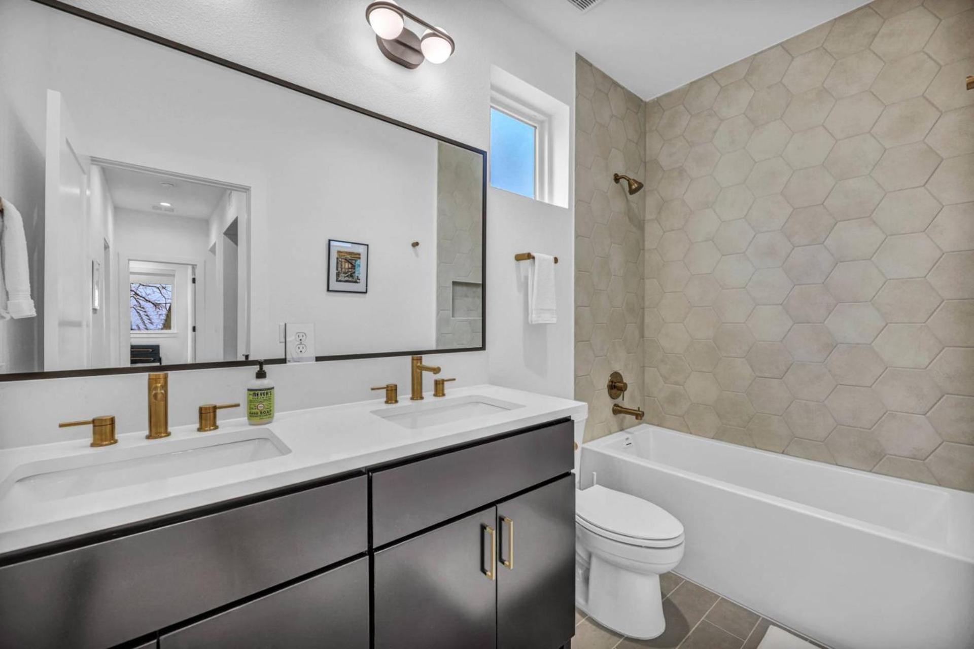 Eastside Haven Holiday home Austin