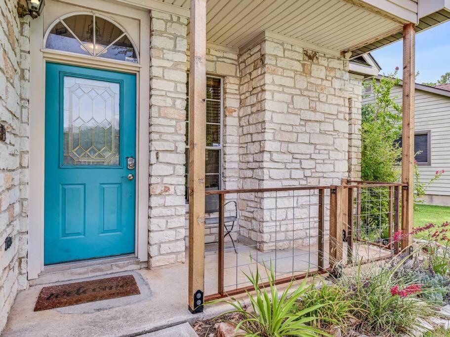 Cosy And Open With Loft On Greenbelt * Austin