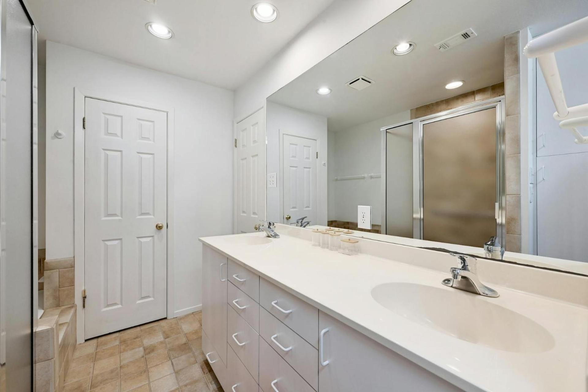 Holiday home Ut Creekside - 5 Bedroom *