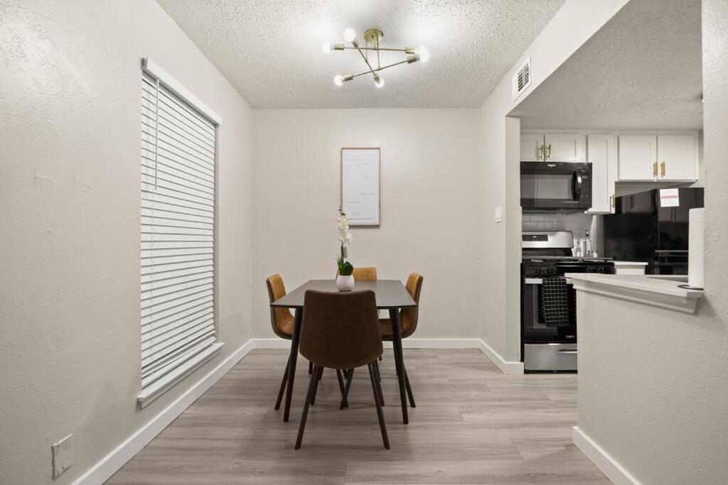 Apartment & Cozy Formula 1 Ready *