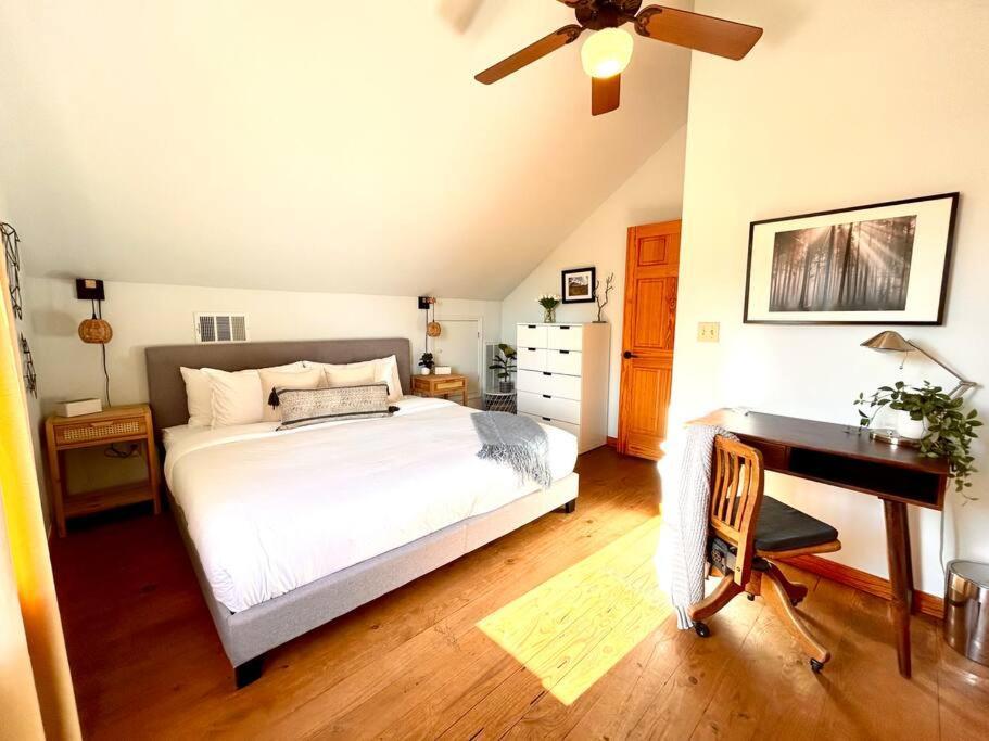 Holiday home Stylish In West *