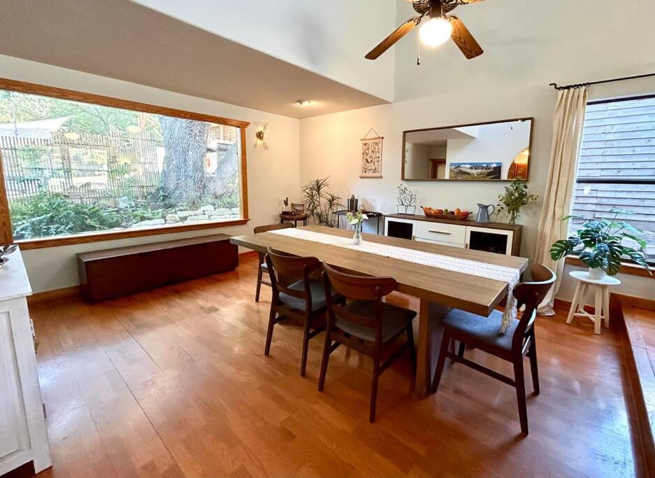 Stylish In West Holiday home