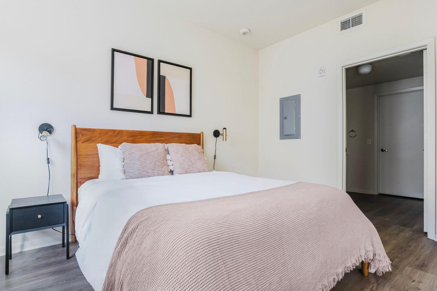 Apartment Blueground Domain 1bd Atx-282 *