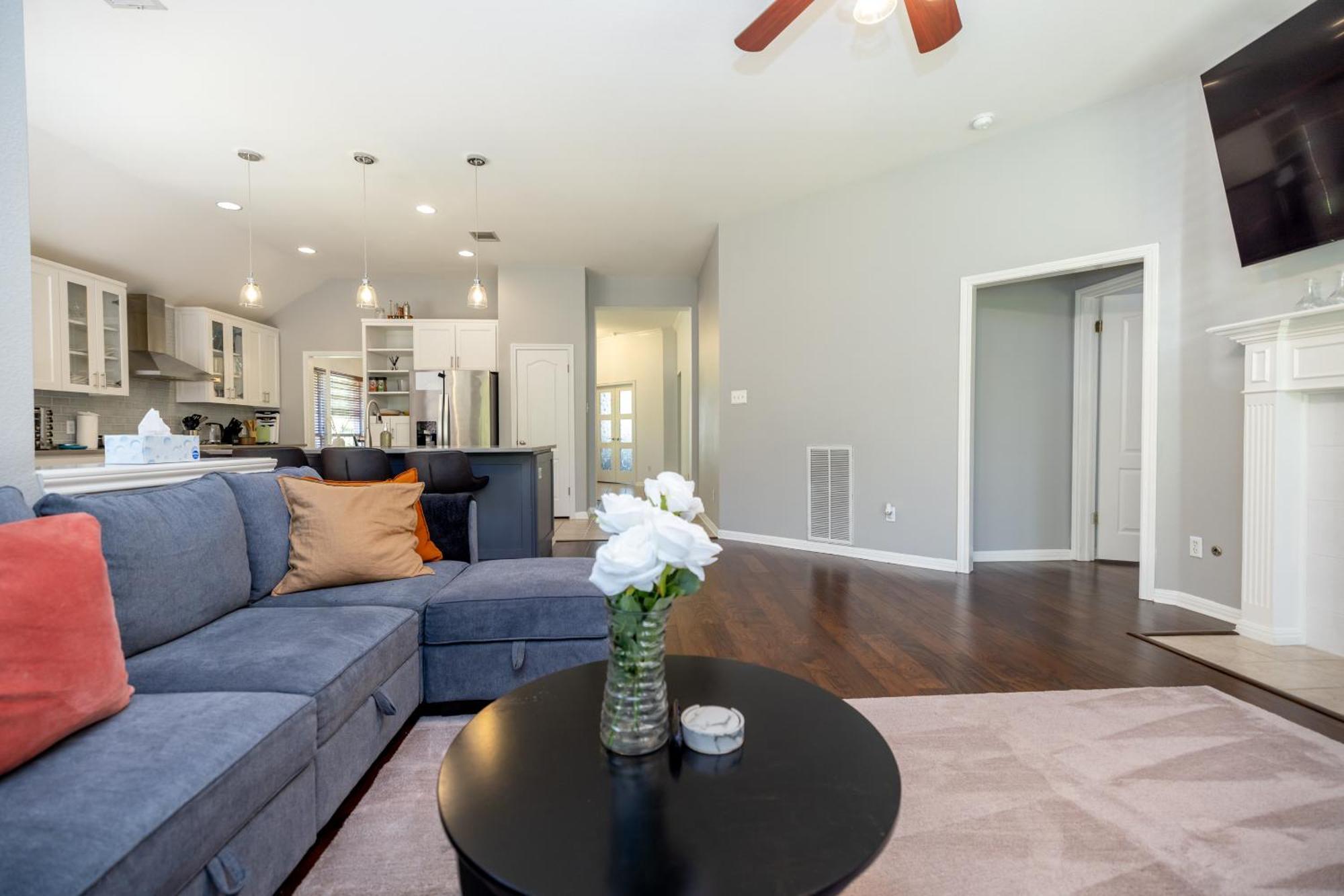 Spacious 4br Away From At Avery Ranch! Austin