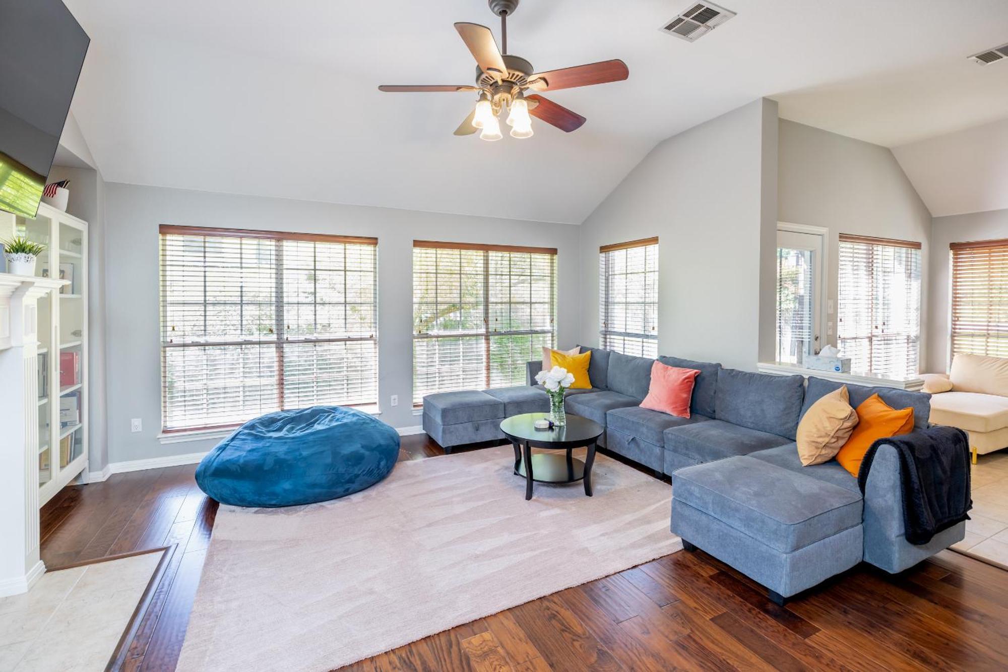 Spacious 4br Away From At Avery Ranch! * Austin