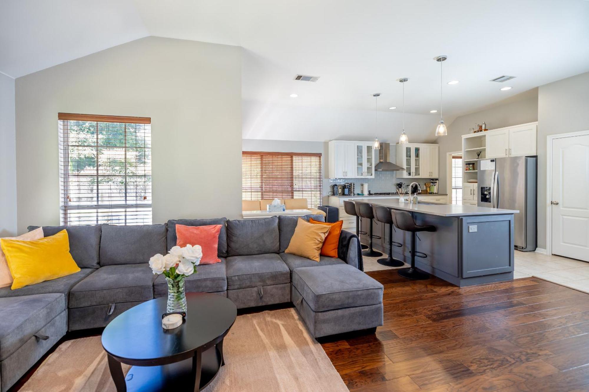 Spacious 4br Away From At Avery Ranch!