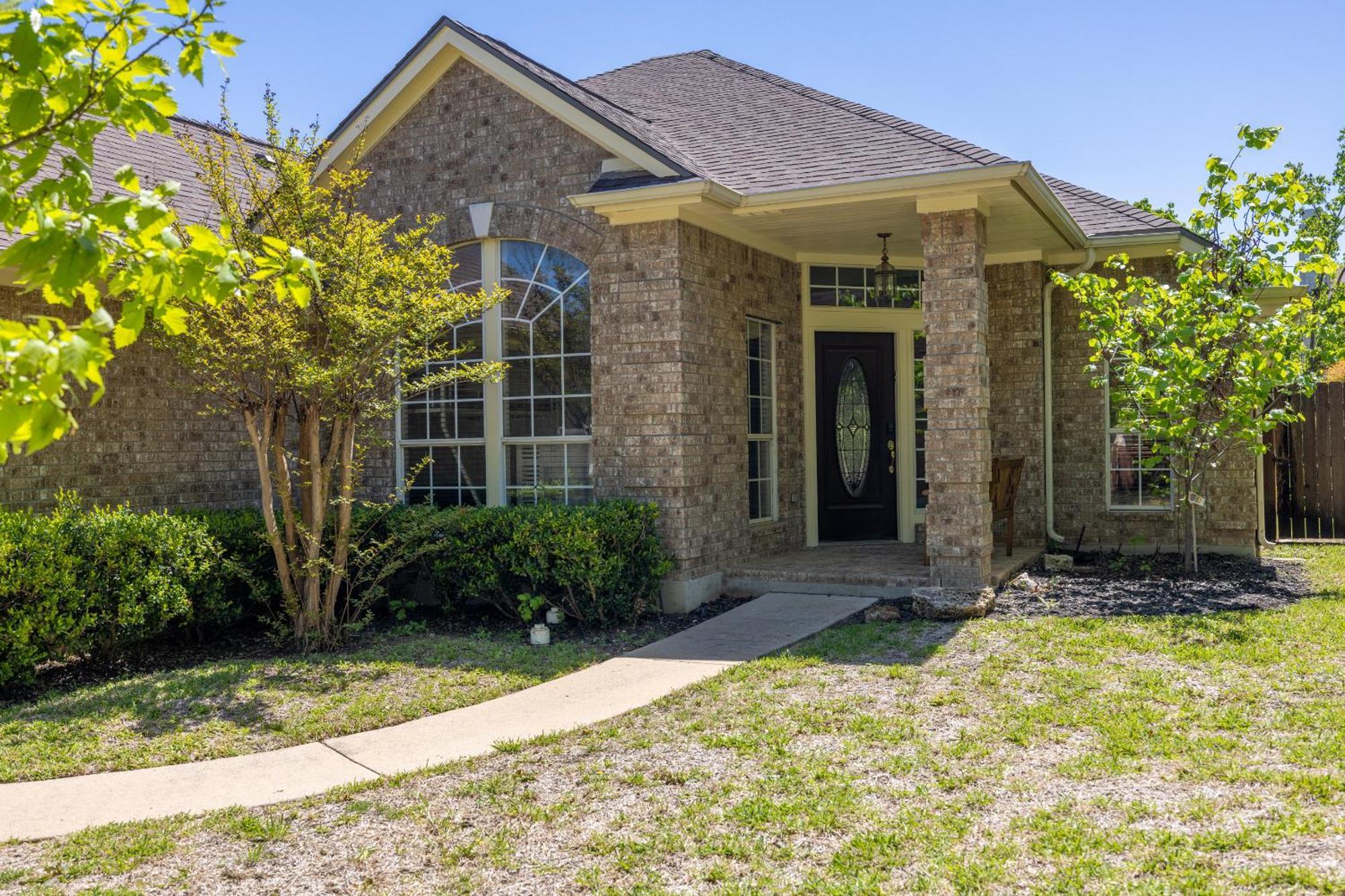 Spacious 4br Away From At Avery Ranch! Apartment Austin