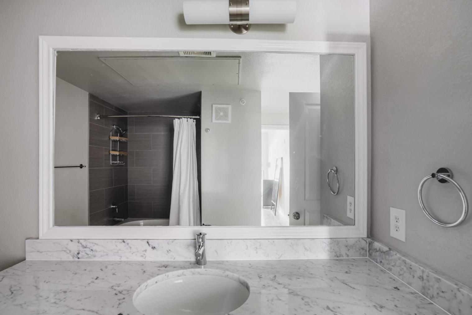 Blueground Downtown 1bd Atx-287 *