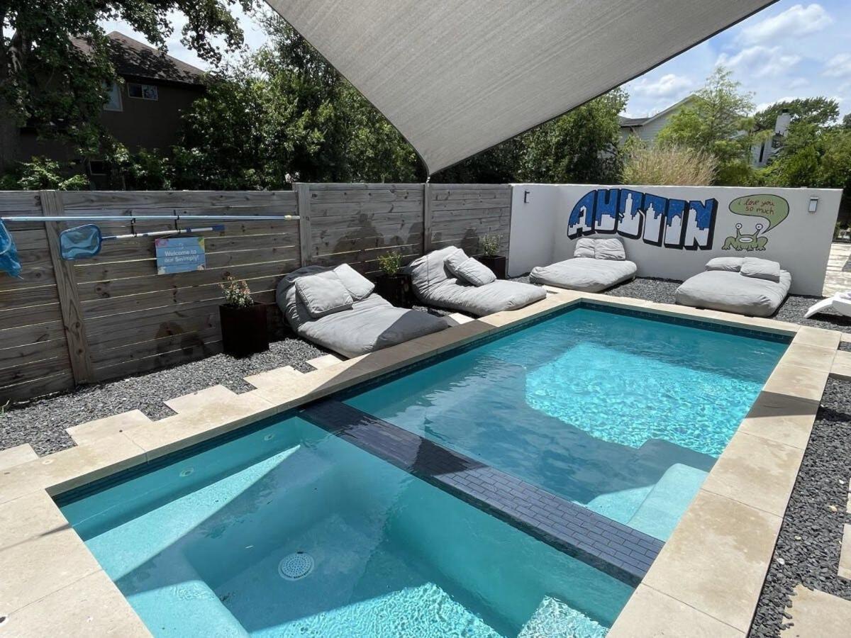 Modern 2-home Oasis W Pool & Hot Tub In Dt Austin
