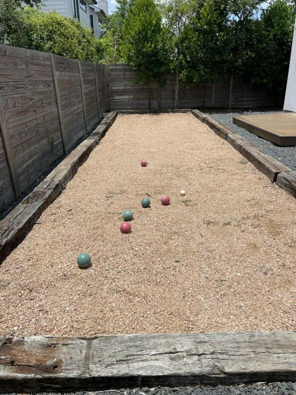Modern 2-home Oasis W Pool & Hot Tub In Dt *