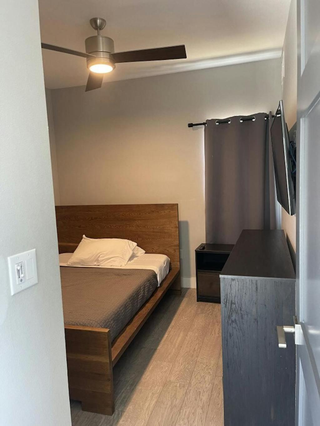 Holiday home Modern 2-home Oasis W Pool & Hot Tub In Dt