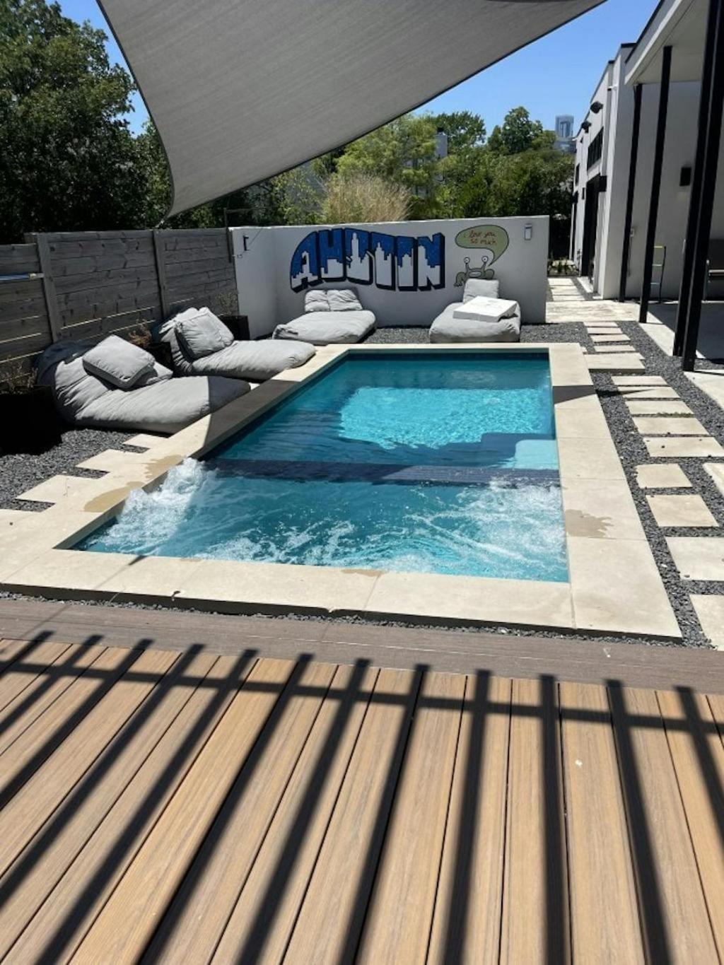 Holiday home Modern 2-home Oasis W Pool & Hot Tub In Dt *