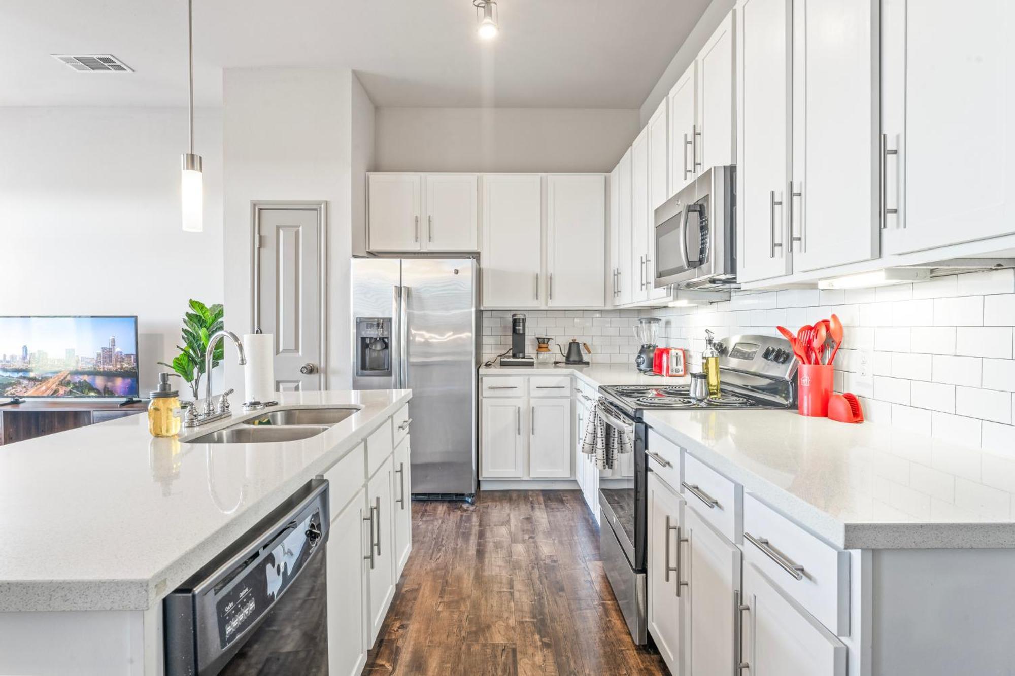 Spacious 2br King Bed Close To Downtown And Airport Apartment