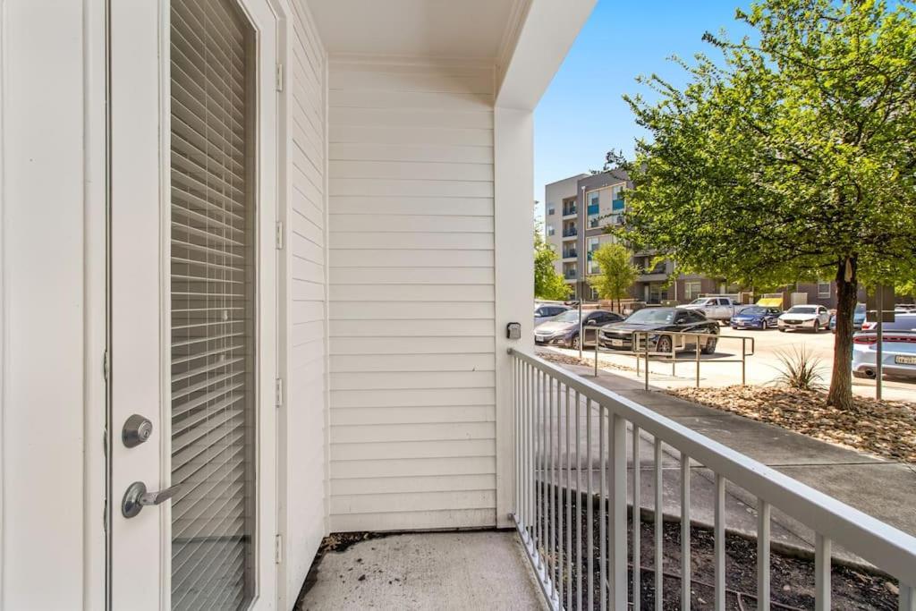 Apartment Lovely Modern 1br Kingbed Freeparking Wi-fi Austin
