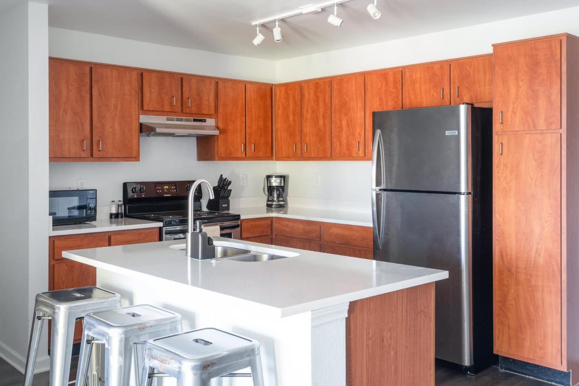 Upstay - With Pool Gym Games And Bbq * Austin