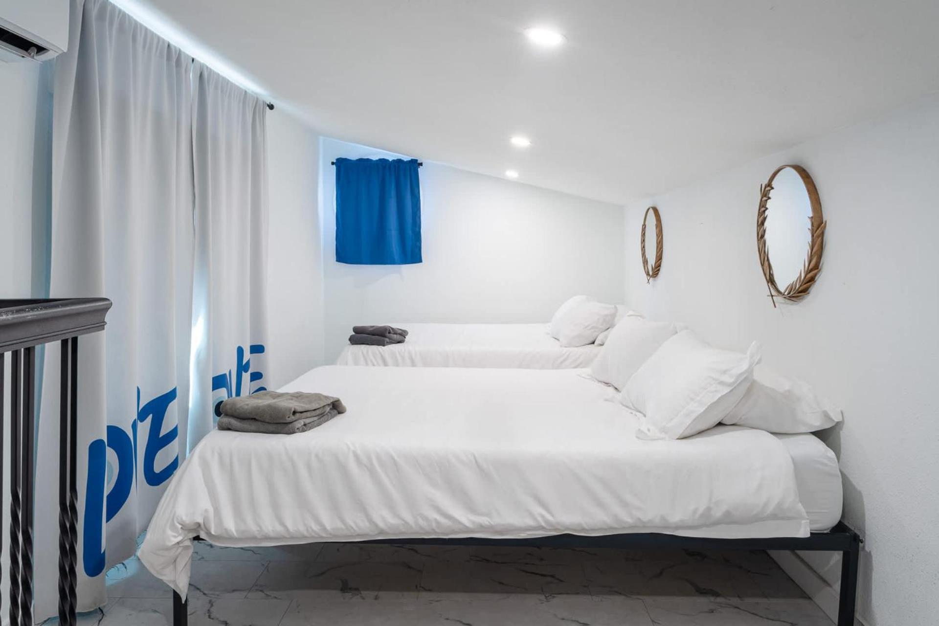 Paradise Pool Palace - 4 Min Uber To 6th St Holiday home