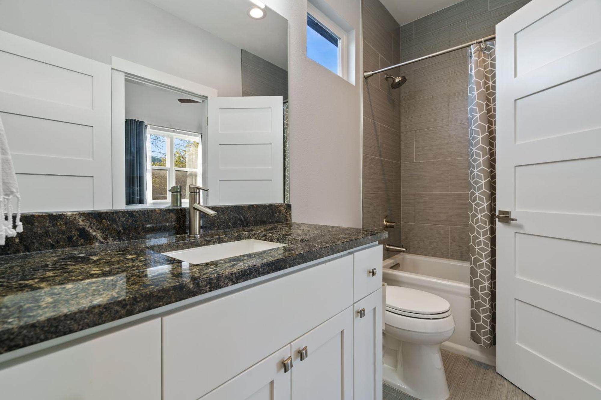 Holiday home Oasis Escape Walk To And Near Boat Launch Austin