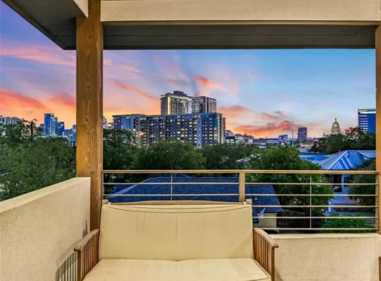 Downtown Dream Escape With Views - Sleeps 12 * Austin
