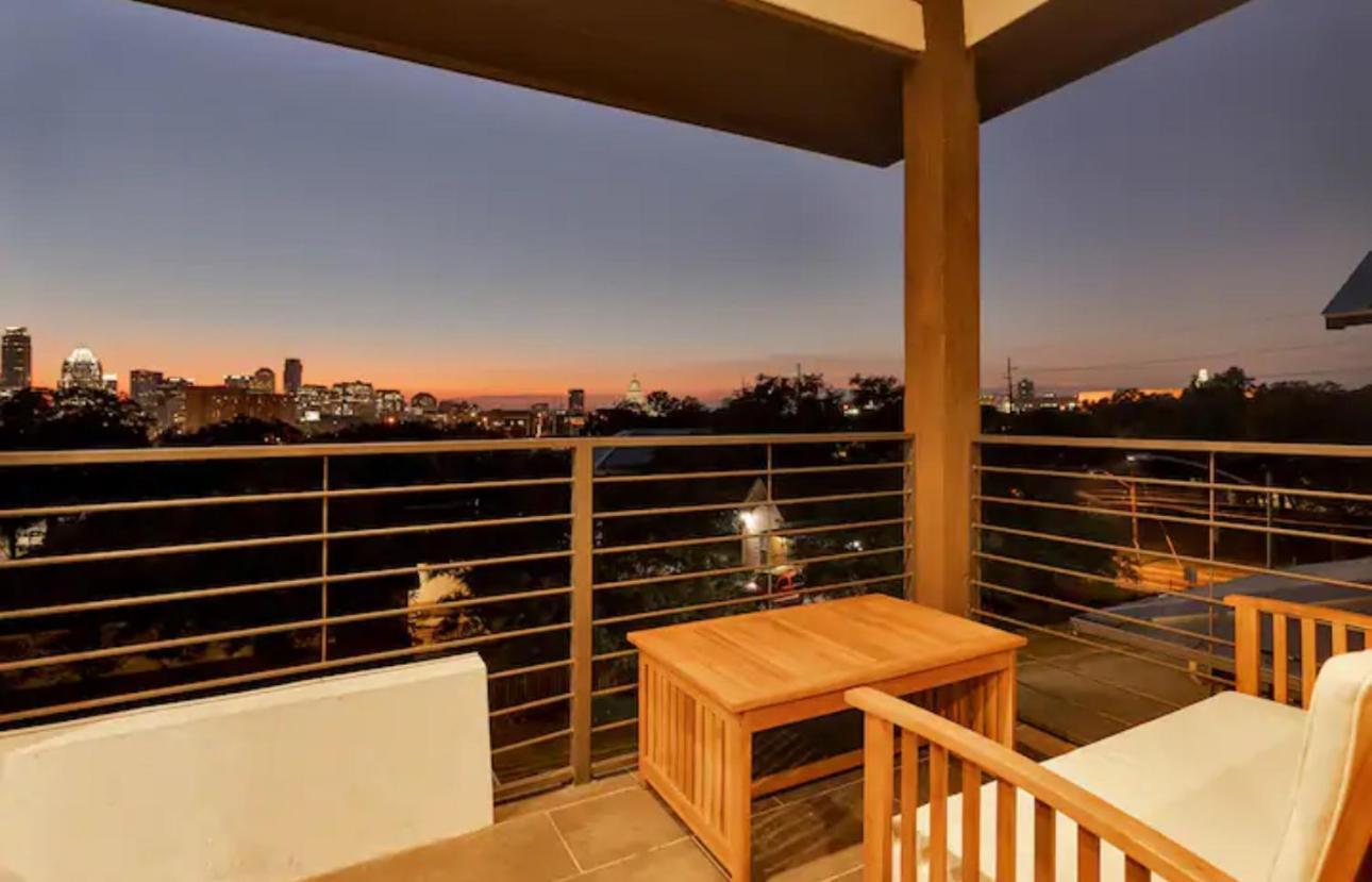 Downtown Dream Escape With Views - Sleeps 12 Holiday home Austin