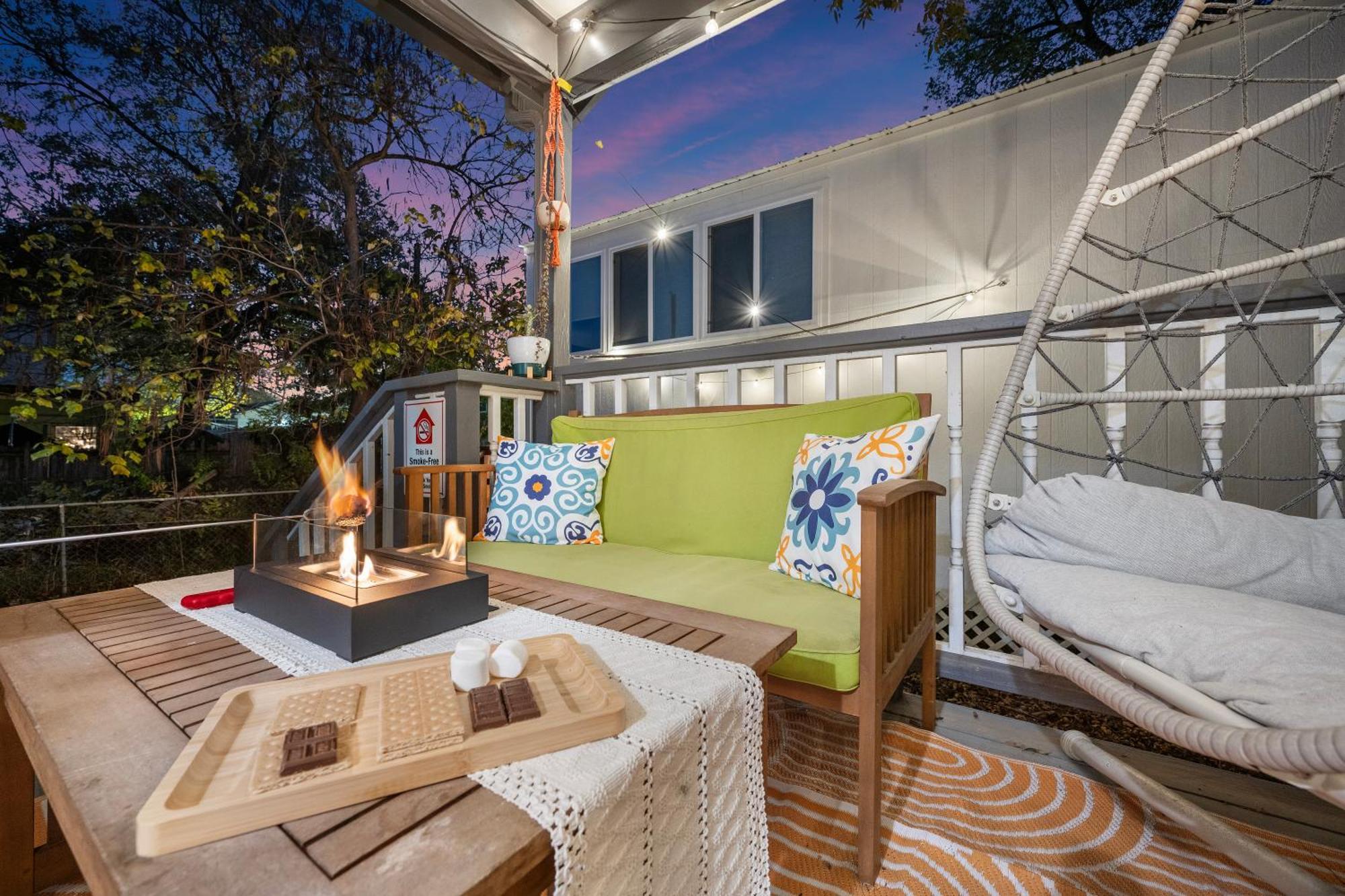 Holiday home Stylish, Artsy Eastside Austin